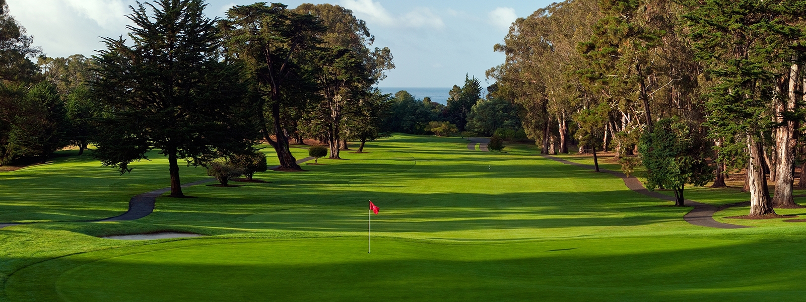 Skylinks Golf Course / Skylinks Golf Course / Tee times are every seven